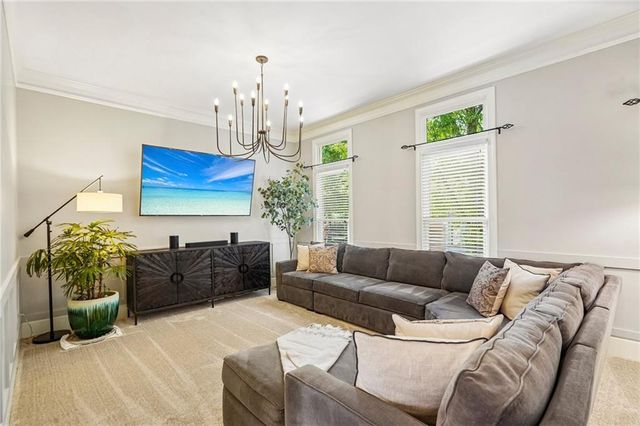 151 W Ridge Way, Roswell, GA 30076