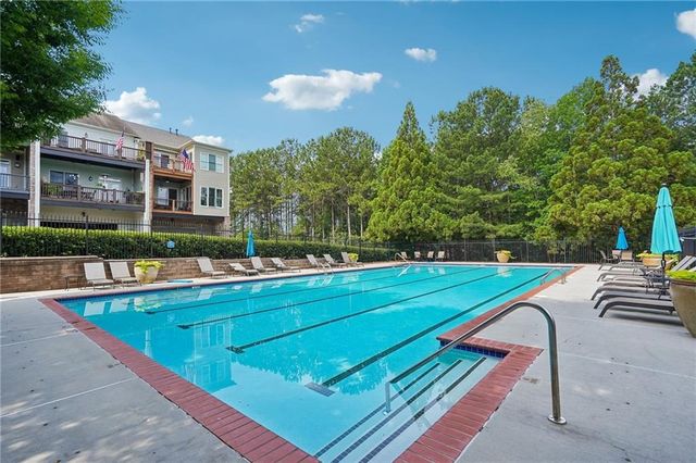 151 W Ridge Way, Roswell, GA 30076