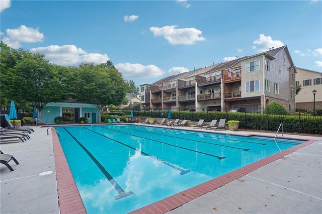 151 W Ridge Way, Roswell, GA 30076