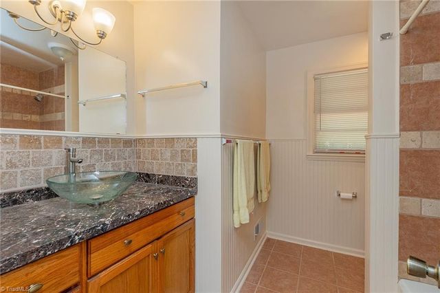 3035 Plantation Road, Winston-salem, NC 27105