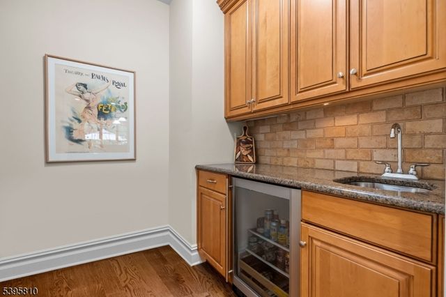 2 Presidents Dr, Bridgewater Twp., NJ 08807