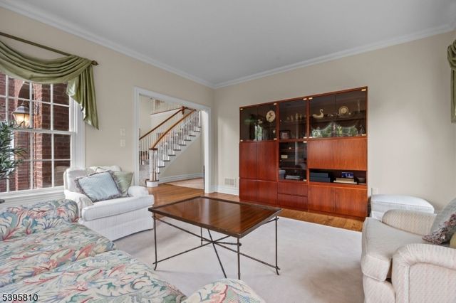 2 Presidents Dr, Bridgewater Twp., NJ 08807