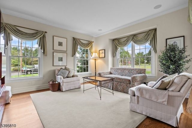 2 Presidents Dr, Bridgewater Twp., NJ 08807