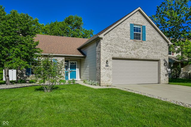 1952 Central Park Boulevard W, Greenwood, IN 46143
