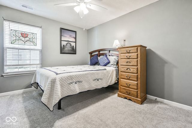 1952 Central Park Boulevard W, Greenwood, IN 46143