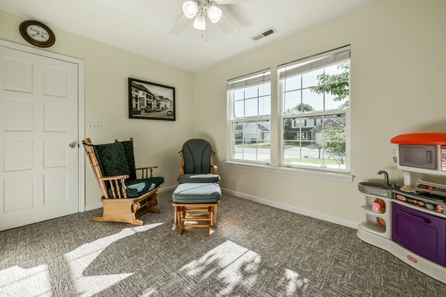 1952 Central Park Boulevard W, Greenwood, IN 46143