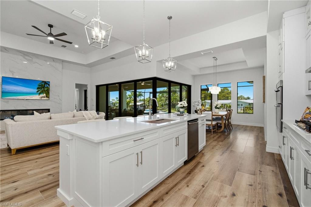 Image 13 of property listing at 5314 Bayshore AVE, Cape Coral, FL 33904