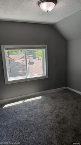 7128 Cherokee Avenue, Taylor, MI 48180