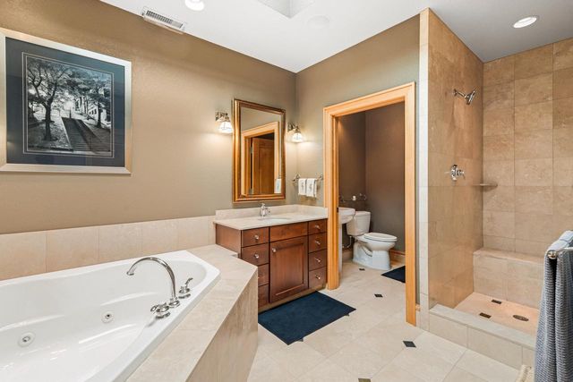 541 E Erie STREET #603, Milwaukee, WI 53202