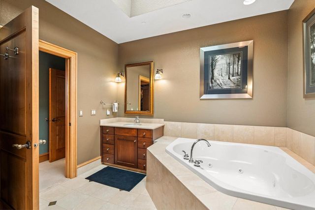 541 E Erie STREET #603, Milwaukee, WI 53202