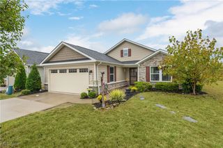 369 Pebble Creek Court, Amherst, OH 44001