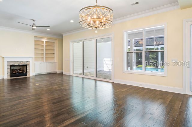 469 Flatwater Dr, Bluffton, SC 29910