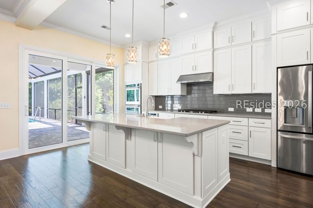 469 Flatwater Dr, Bluffton, SC 29910