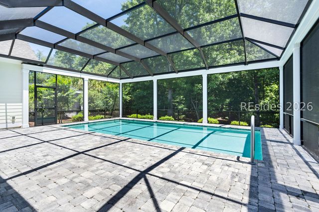 469 Flatwater Dr, Bluffton, SC 29910