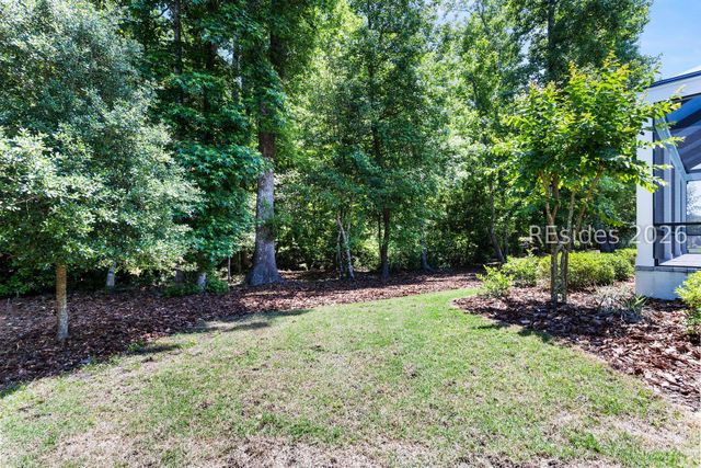 469 Flatwater Dr, Bluffton, SC 29910