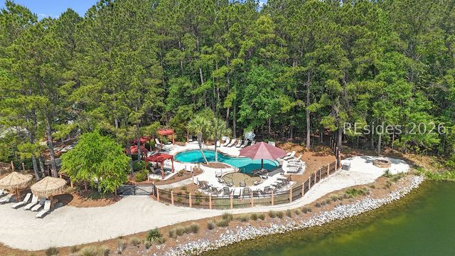 469 Flatwater Dr, Bluffton, SC 29910