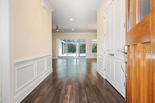 469 Flatwater Dr, Bluffton, SC 29910