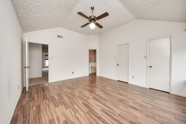 12318 Glenmeadow Drive, Stafford, TX 77477