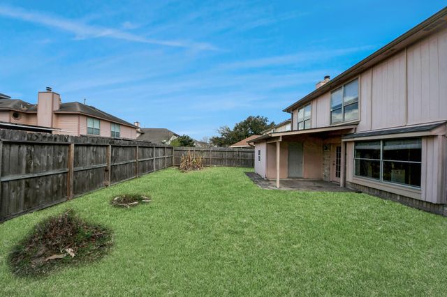 12318 Glenmeadow Drive, Stafford, TX 77477