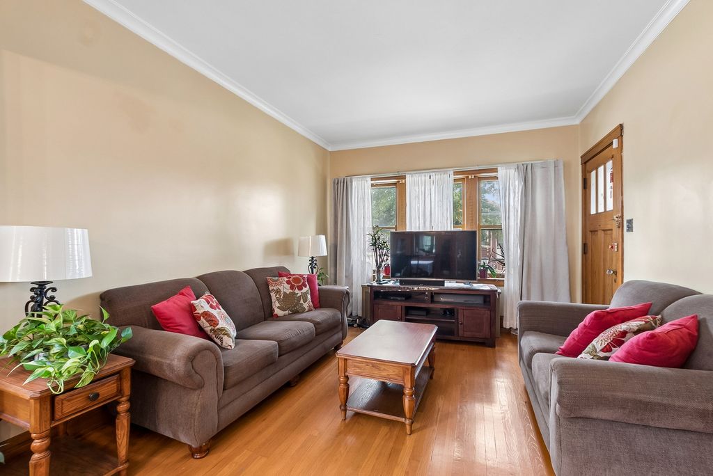 2347 Harvey Avenue, Berwyn, IL 60402 — photo 3