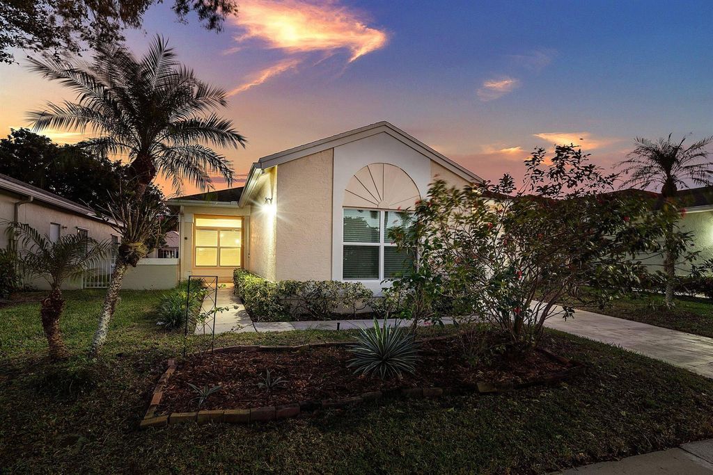 7612 Mansfield Hollow Road, Delray Beach, FL 33446