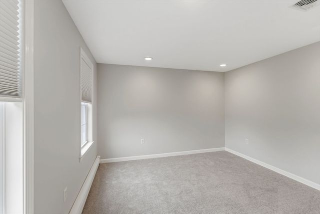 10 Wilson Drive, Uxbridge, MA 01569