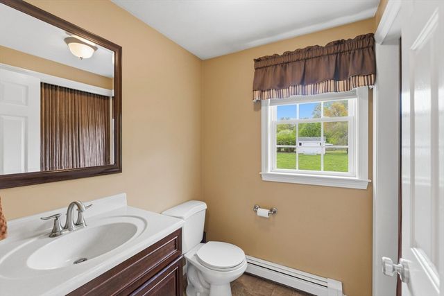 10 Wilson Drive, Uxbridge, MA 01569