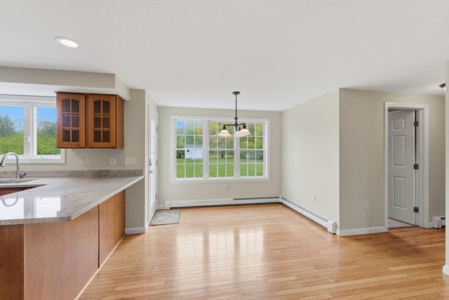 10 Wilson Drive, Uxbridge, MA 01569