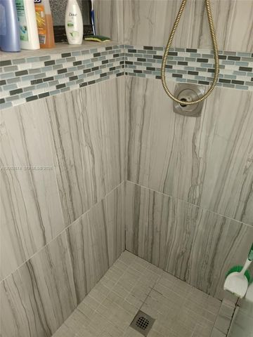 6301 N University Dr 202, Tamarac, FL 33321