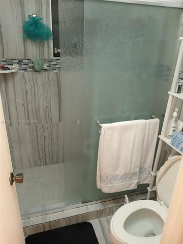 6301 N University Dr 202, Tamarac, FL 33321