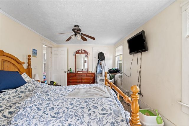 38 Walnut Court, Mogadore, OH 44260