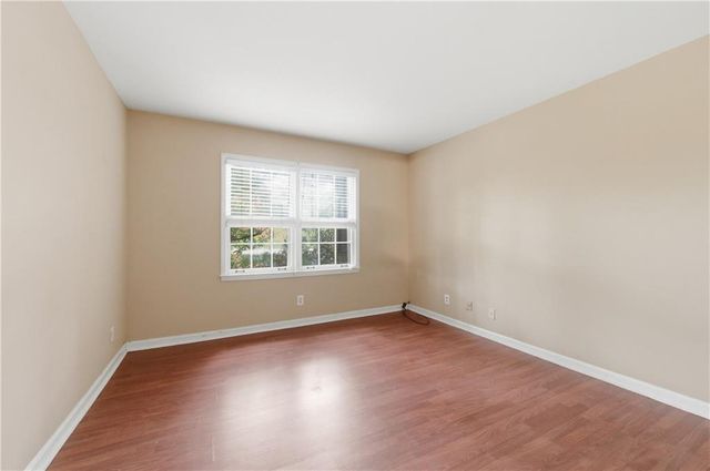 73 Montre Square NW, Atlanta, GA 30327