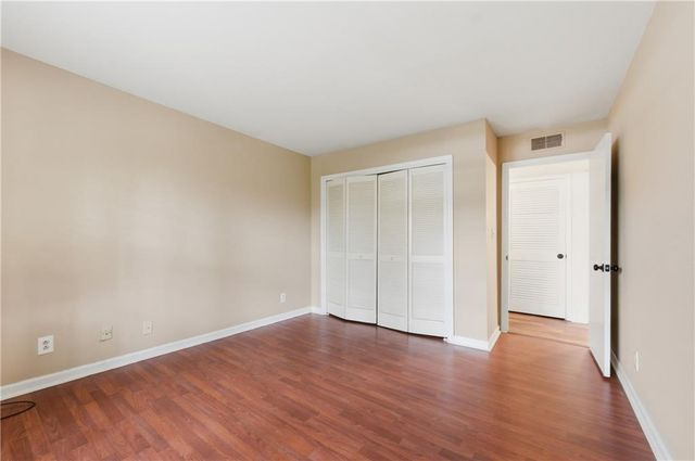 73 Montre Square NW, Atlanta, GA 30327