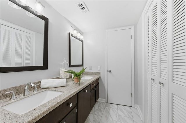 73 Montre Square NW, Atlanta, GA 30327