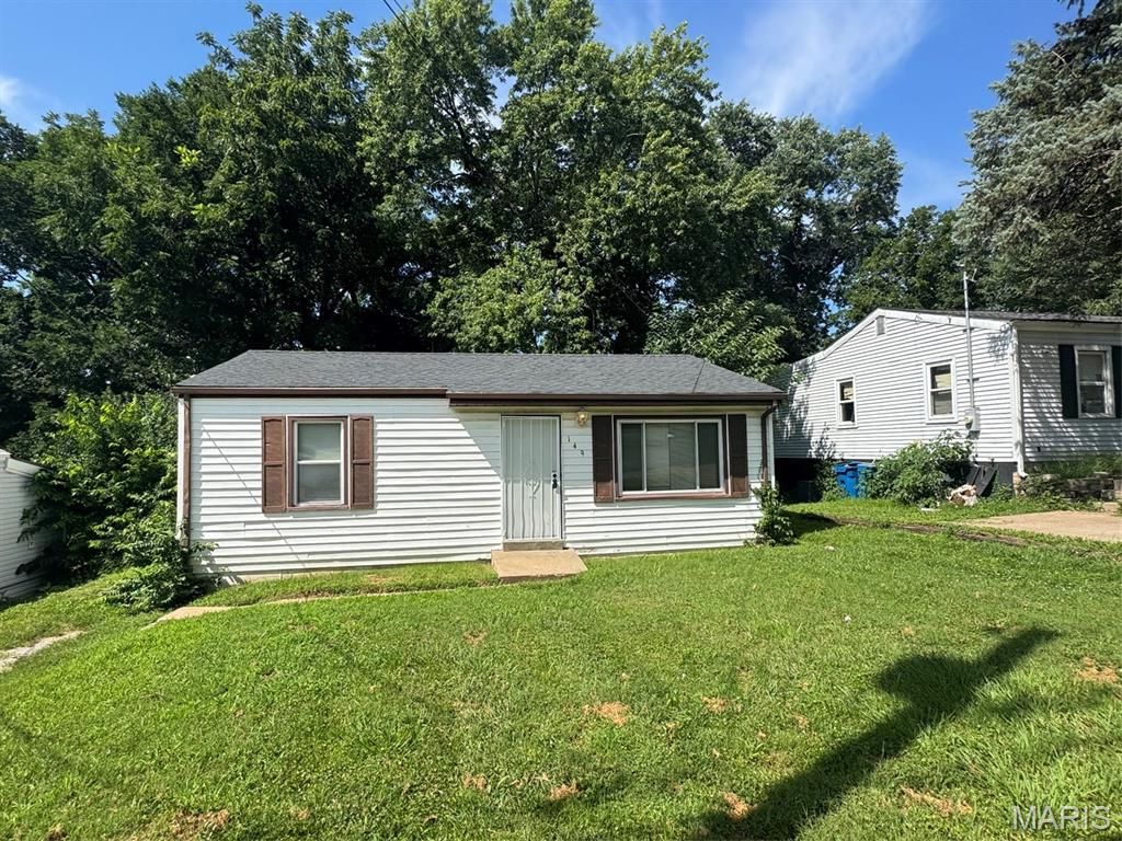 149 Becker Drive, Hazelwood, MO 63135