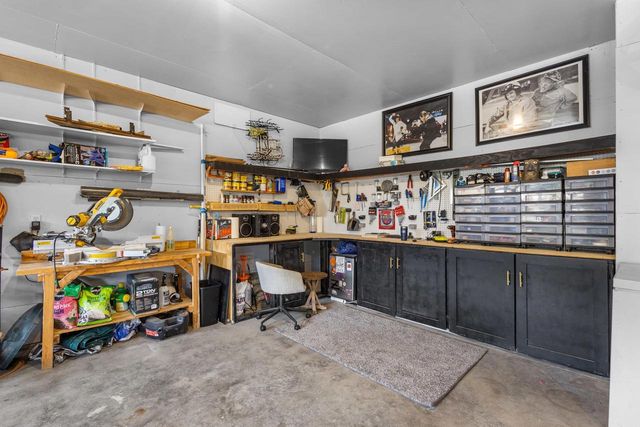 2927 GARDENIA DRIVE, Appleton, WI 54913