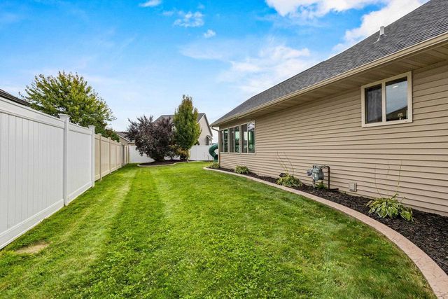2927 GARDENIA DRIVE, Appleton, WI 54913
