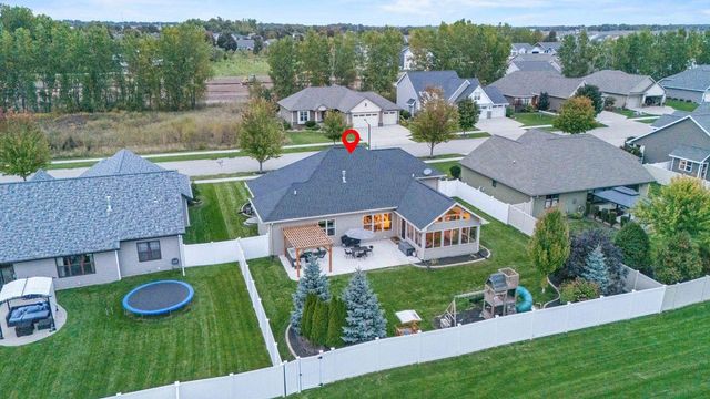 2927 GARDENIA DRIVE, Appleton, WI 54913