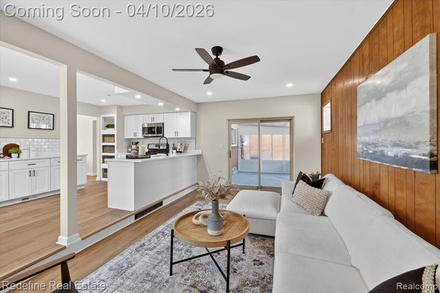 24676 Orchard Street, Taylor, MI 48180