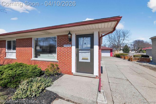 24676 Orchard Street, Taylor, MI 48180