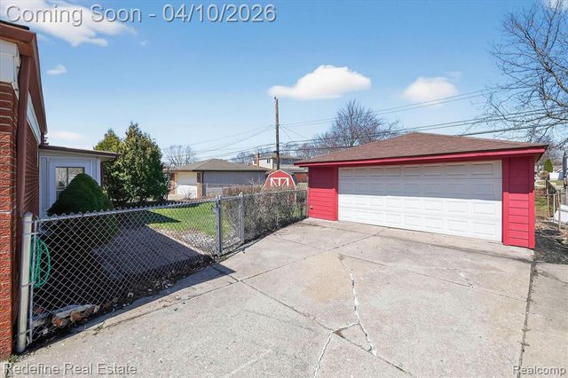 24676 Orchard Street, Taylor, MI 48180