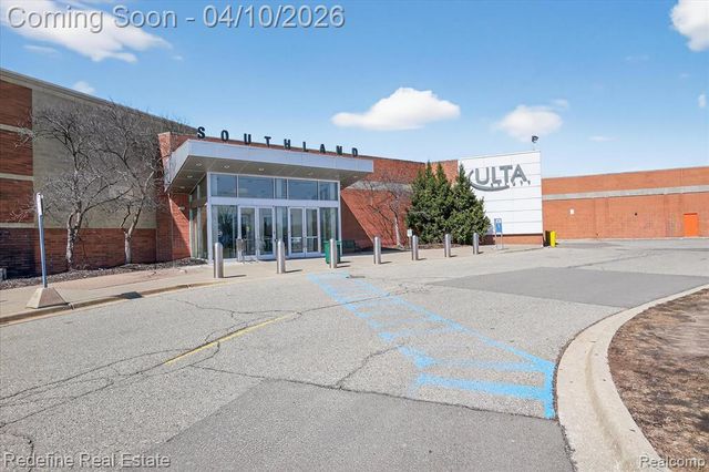 24676 Orchard Street, Taylor, MI 48180