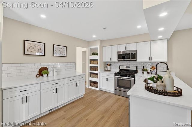 24676 Orchard Street, Taylor, MI 48180