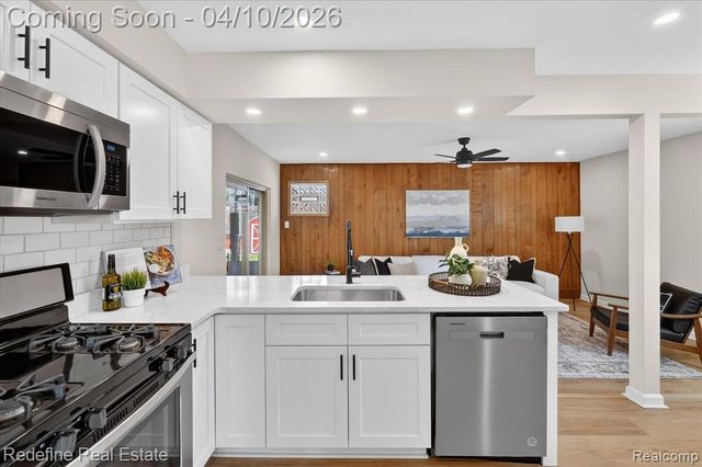 24676 Orchard Street, Taylor, MI 48180