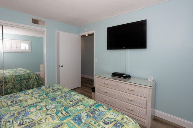 1615 Lake Park Boulevard S Unit 106, Carolina Beach, NC 28428