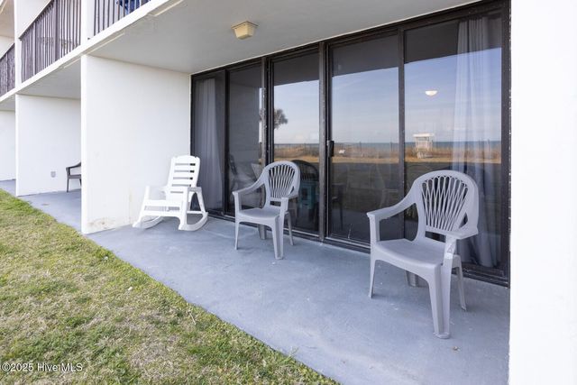 1615 Lake Park Boulevard S Unit 106, Carolina Beach, NC 28428