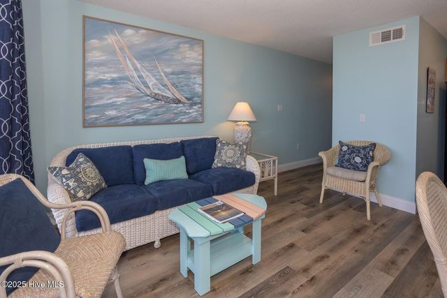 1615 Lake Park Boulevard S Unit 106, Carolina Beach, NC 28428