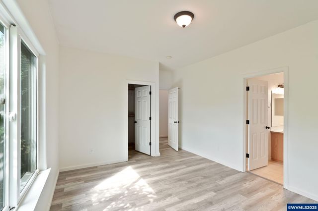1664 SW Elk Cir, Albany, OR 97321