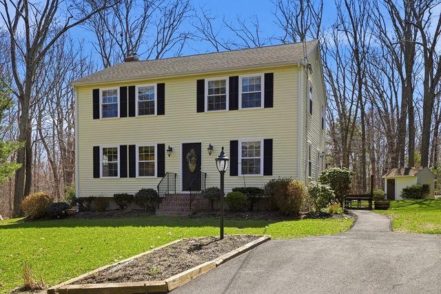 254 Handy St, Attleboro, MA 02702