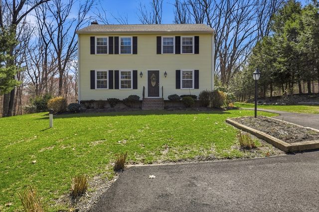 254 Handy St, Attleboro, MA 02702
